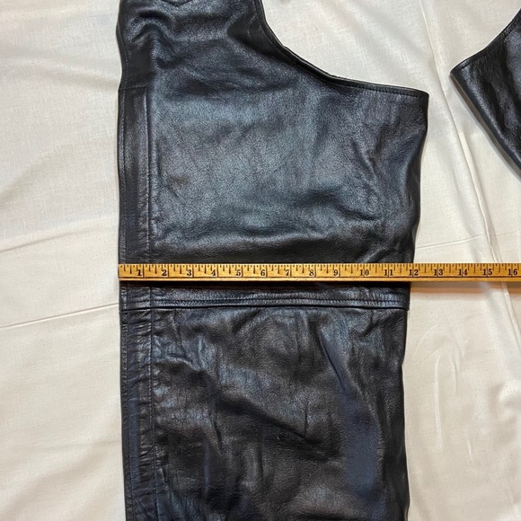 Motorcycle Leather Chaps by Xelement perfect condition superior quality - Picture 7 of 15